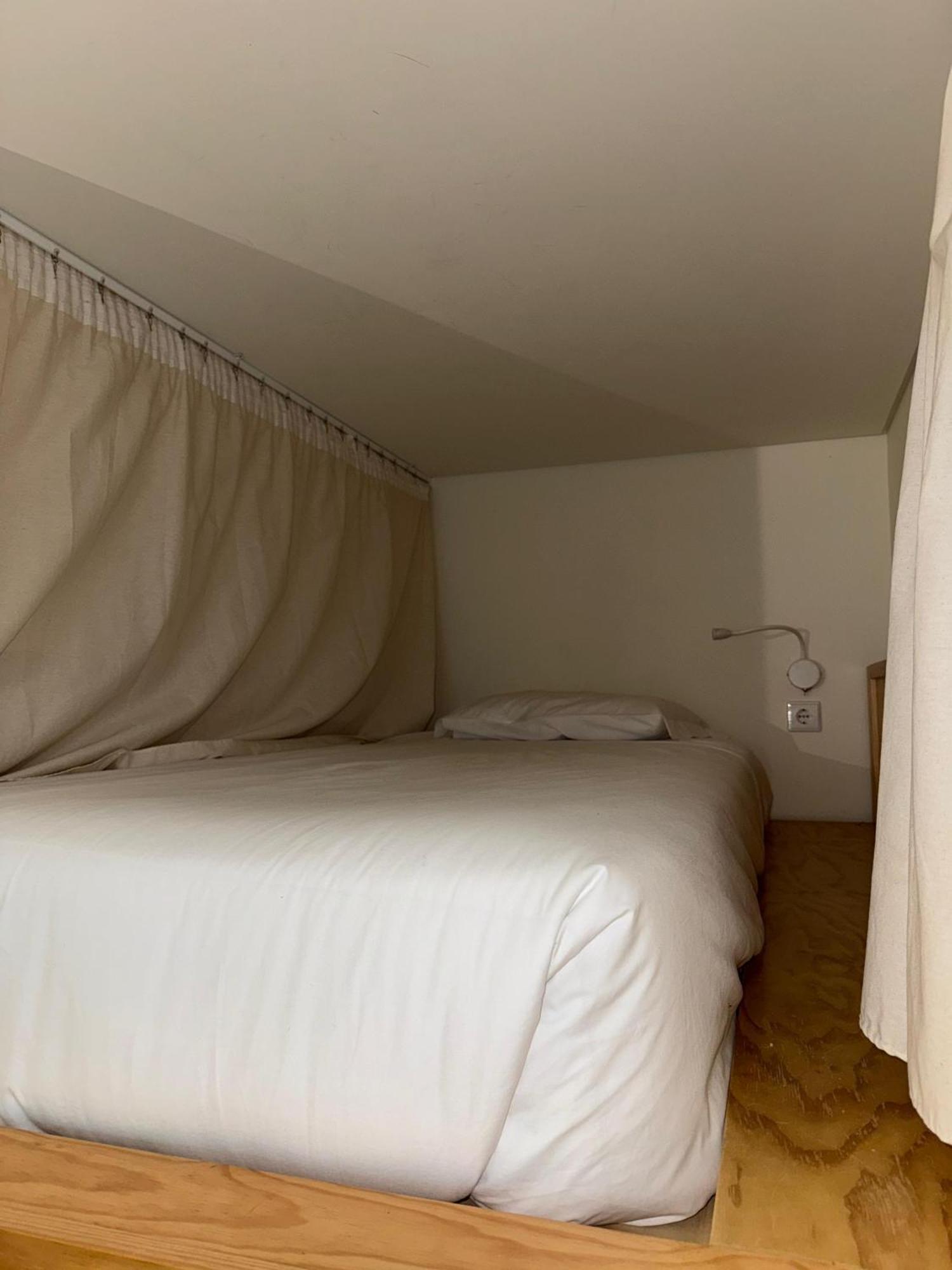 Surf & Sea Suites Parede Εξωτερικό φωτογραφία